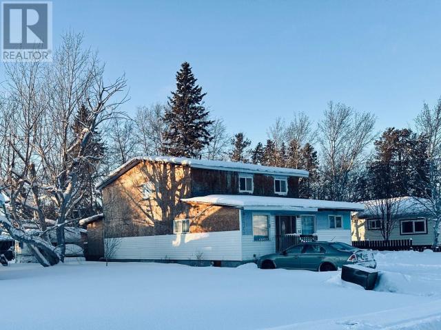 83 PINE CRESCENT