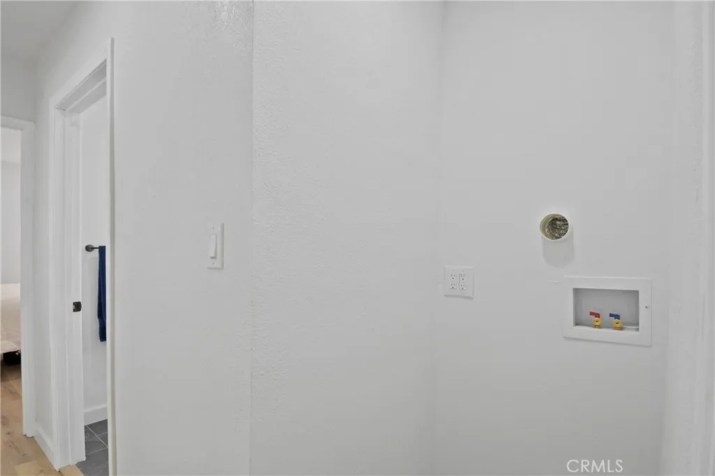 Additional image 53 of 5319 6th Ave, Los Angeles, CA 90043