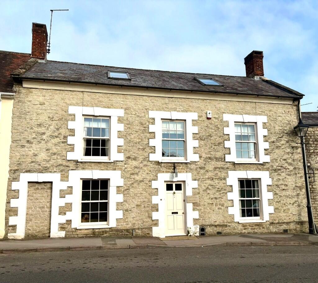 Castle Street, BA12