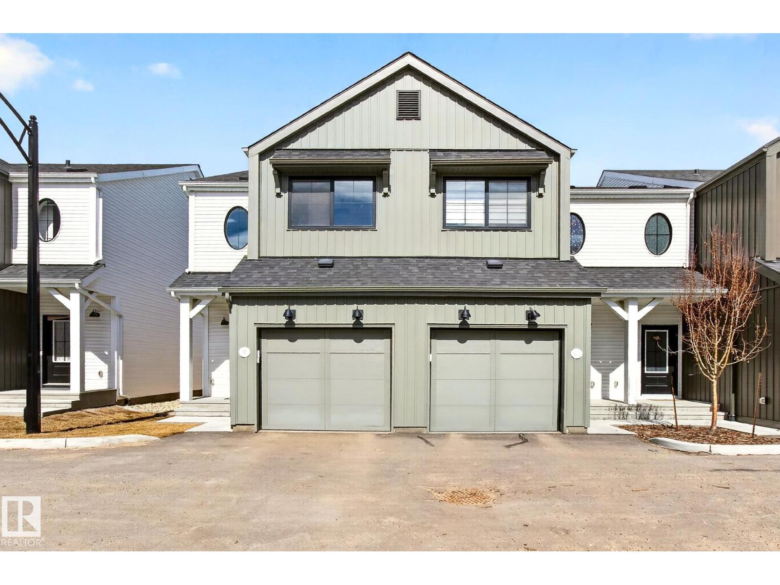 Unit 9 1910 Collip View SW