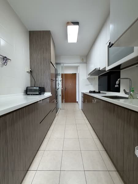 420 Clementi Avenue 1 photo 2