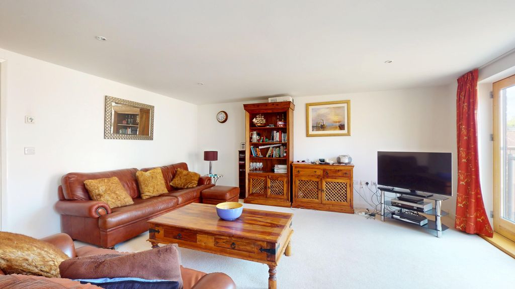 Additional image 2 of 3 bed flat to rentThe Lion Brewery, Oxford OX1