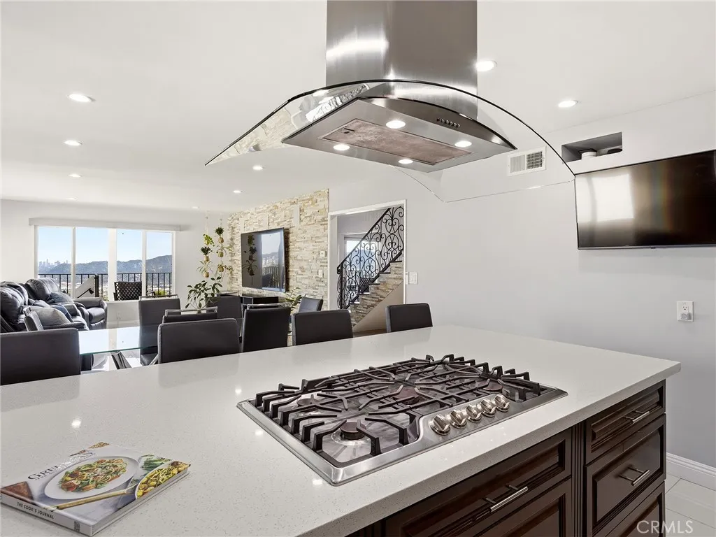 Additional image 86 of 1426 E Tujunga Avenue, Burbank, CA 91501