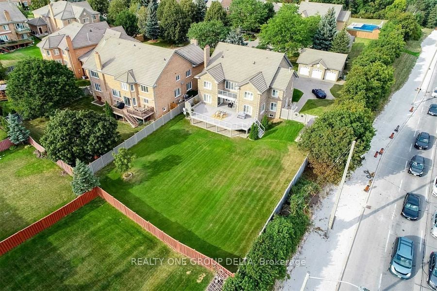 1918 Royal Credit Boulevard, Mississauga, ON, L5M 4Y1