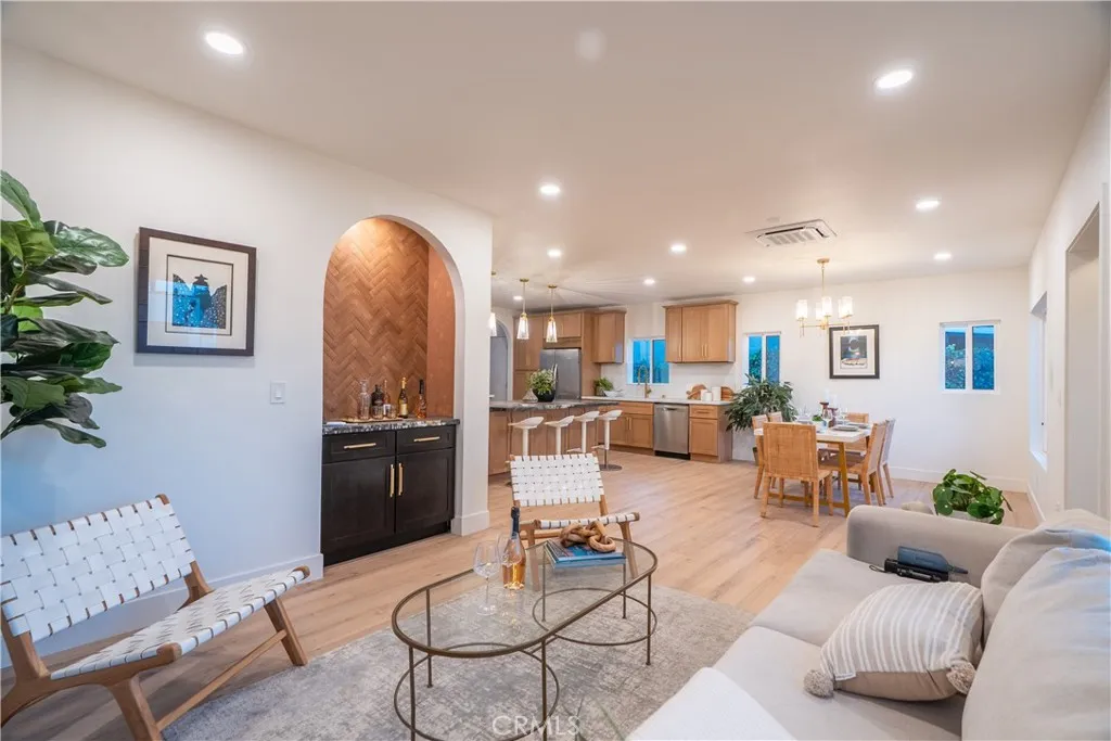 Additional image 5 of 6325 Long Street, Los Angeles, CA 90043