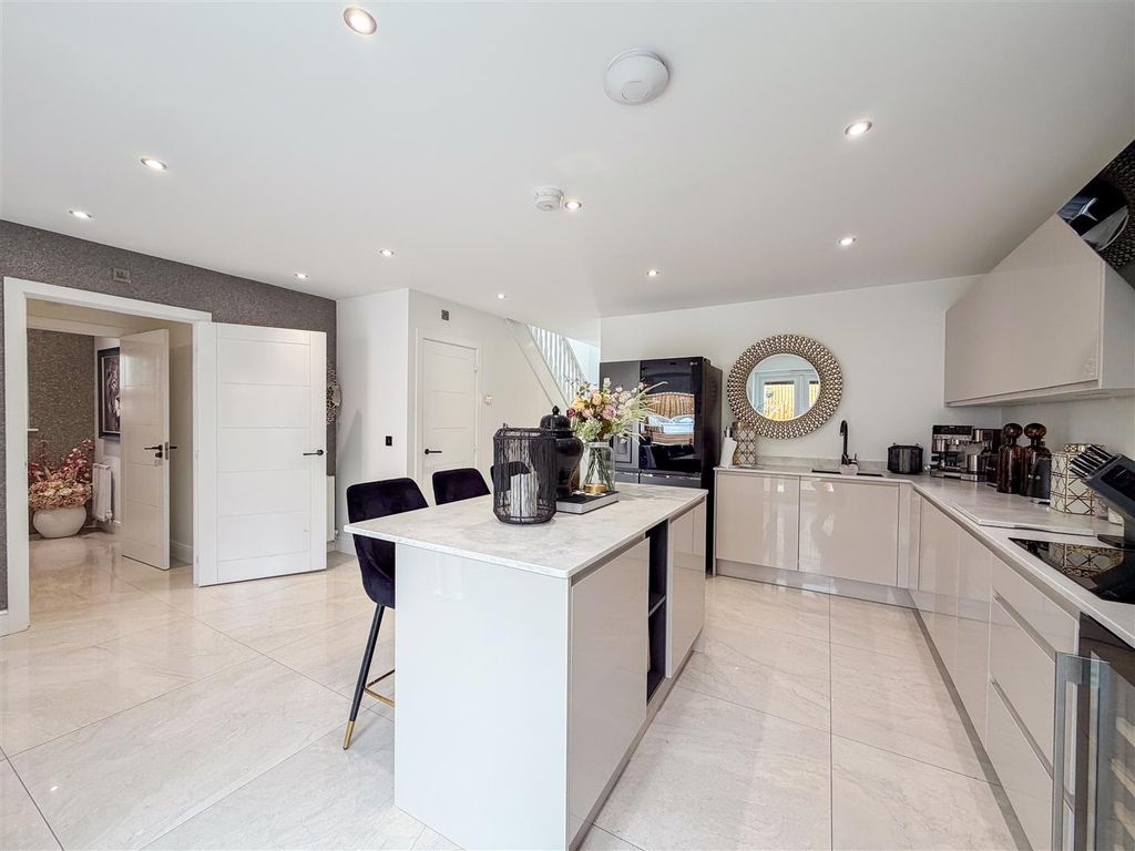 Additional image 8 of 4 bed detached house for saleKiln Drive, Stewarton, Kilmarnock KA3