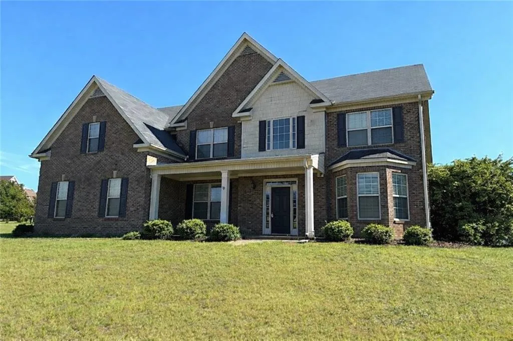 19 Honor Drive, Fort Mitchell, AL 36856