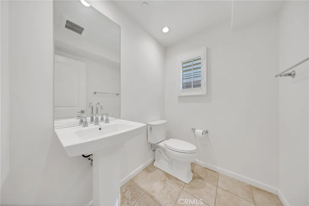 Additional image 8 of 126 Gulfstream, Irvine, CA 92620