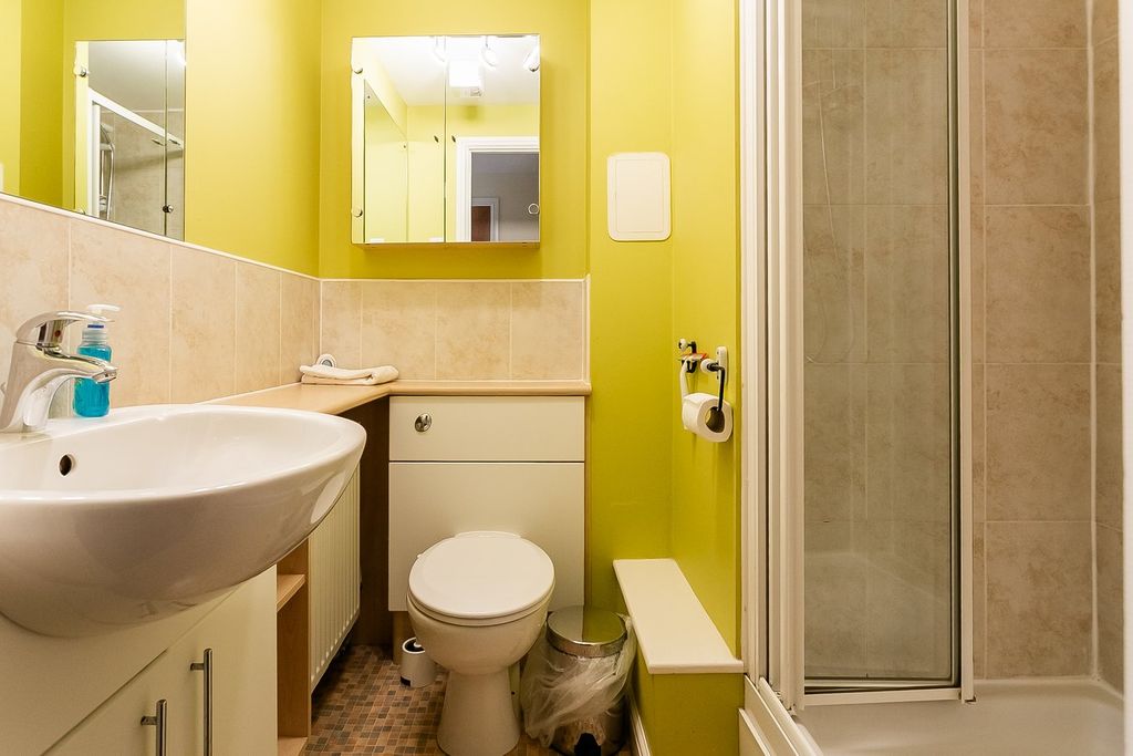 Additional image 12 of 2 bed flat for saleAllanfield Place, Edinburgh EH7