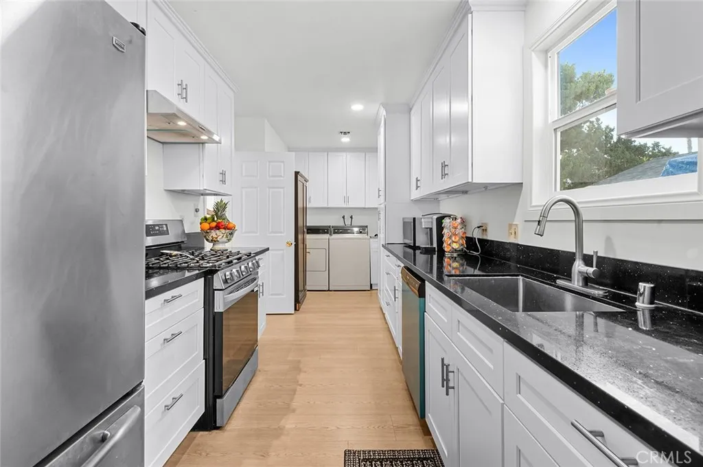 Additional image 11 of 6440 Petit Avenue, Van Nuys, CA 91406