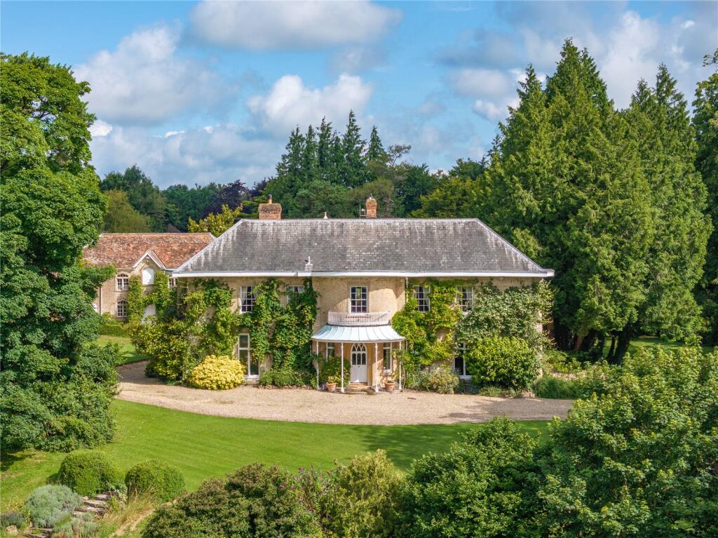 Coombe Hill, Bruton, Somerset, BA10