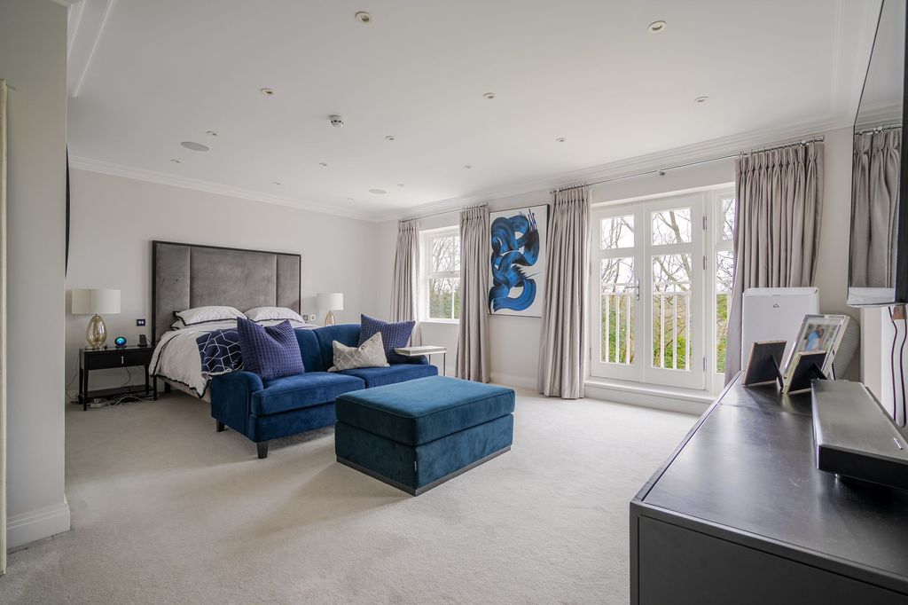 Additional image 10 of 5 bed detached house to rentSunningdale Heights, Sunningdale SL5