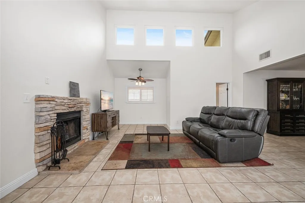 Additional image 15 of 590 N Espanita St, Orange, CA 92869