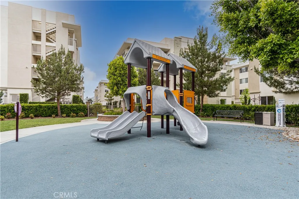 Additional image 76 of 5560 Boardwalk Unit 105, Hawthorne, CA 90250