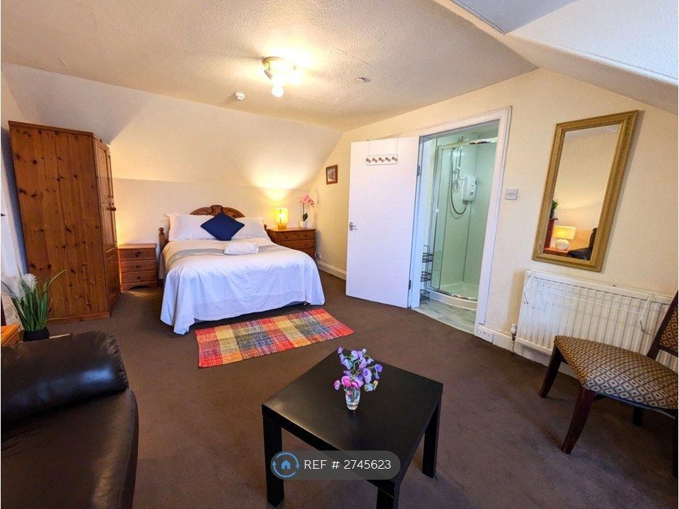 Room to rentLaurieknowe, Dumfries DG2 photo 3