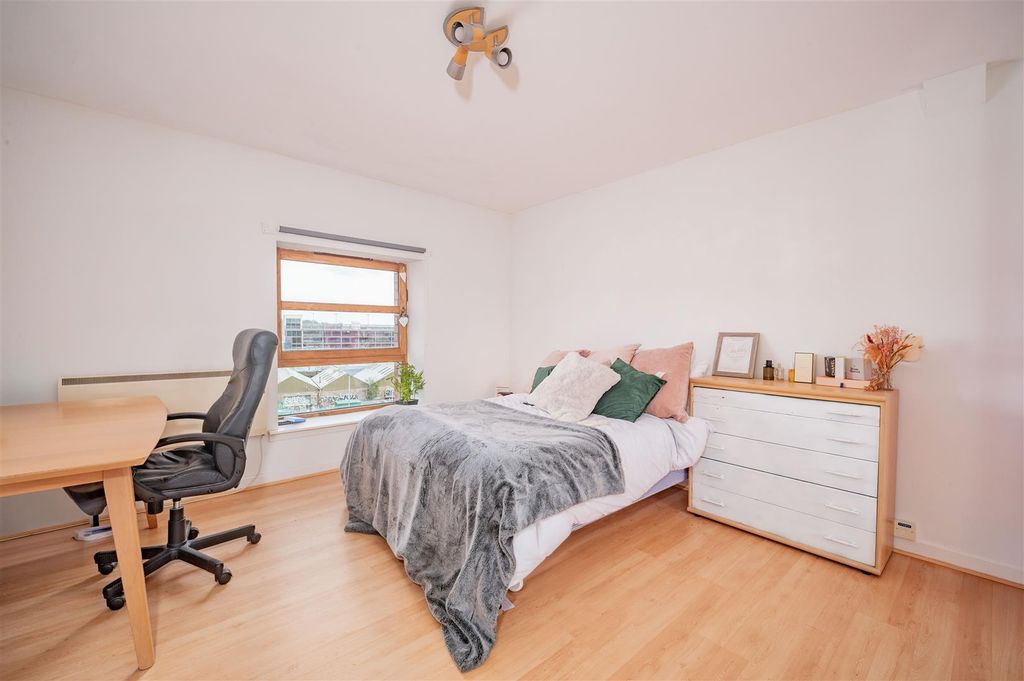 Additional image 7 of 2 bed flat for saleTrades Lane, Dundee DD1