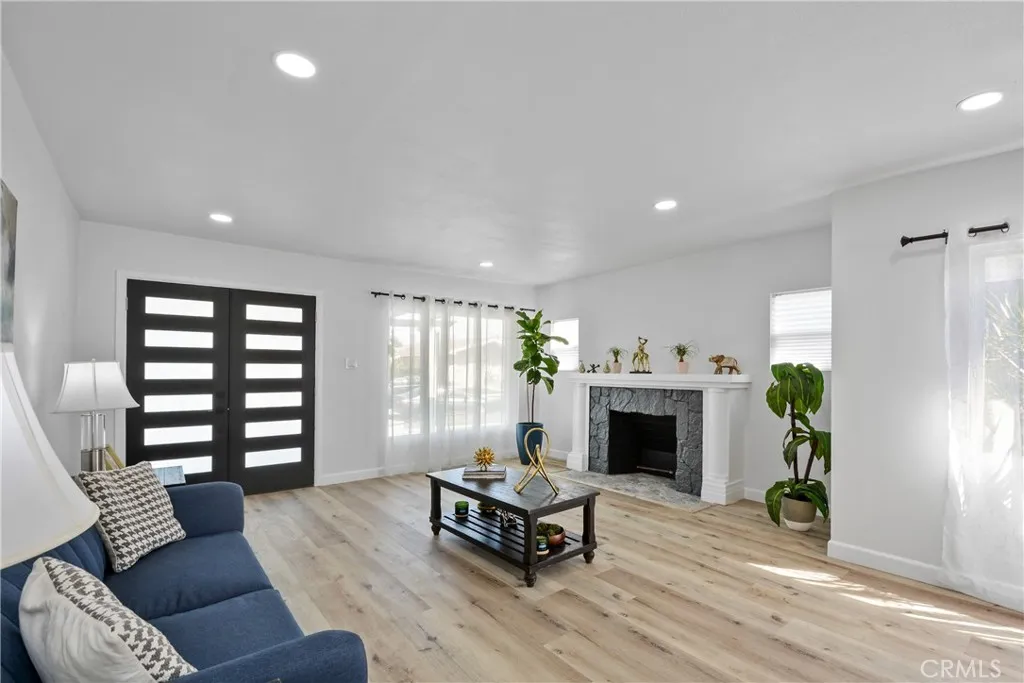 Additional image 36 of 5319 6th Ave, Los Angeles, CA 90043