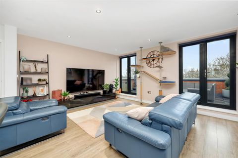 Dollis Hill Lane, London NW2