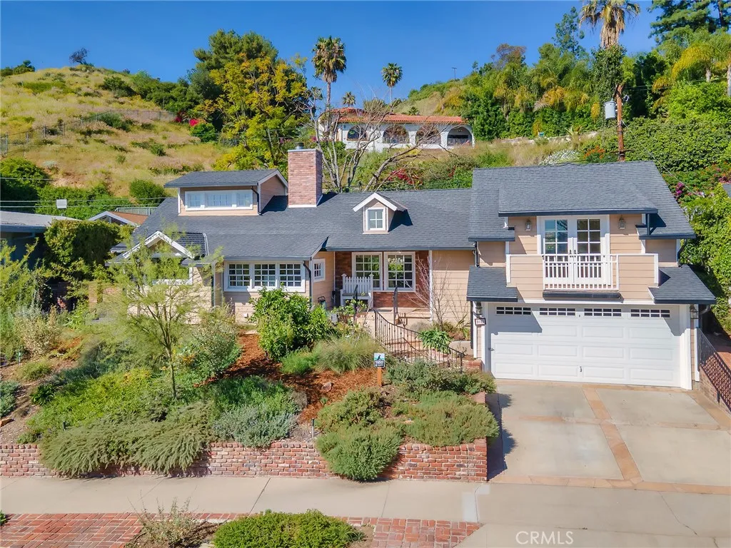 Additional image 138 of 1012 N Sunset Canyon Drive, Burbank, CA 91504