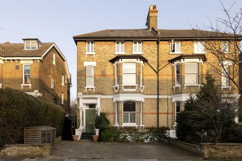 Cumberland Park, Poets Corner, Acton, London W3