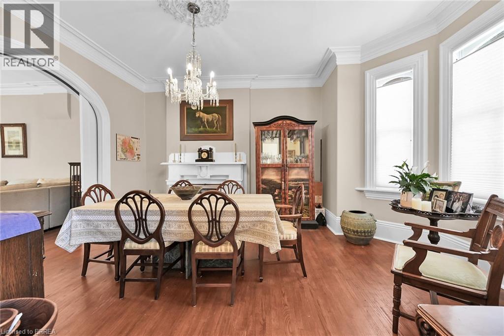 Additional image 4 of 40 Locke Street S, Hamilton, ON, L8P 3Z8