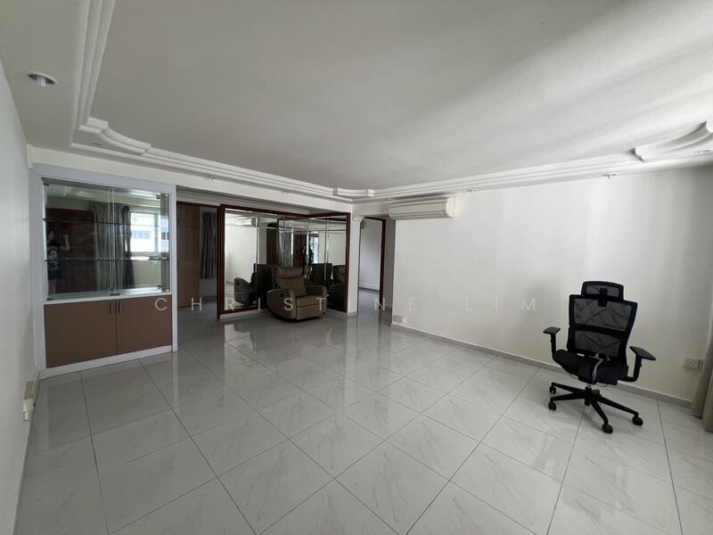 62 Marine Drive photo 5