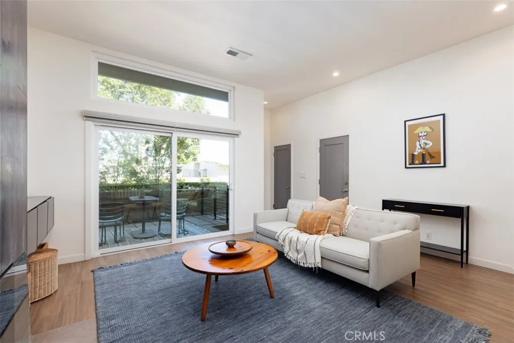Additional image 4 of 1030 Palo Verde Avenue, Long Beach, CA 90815