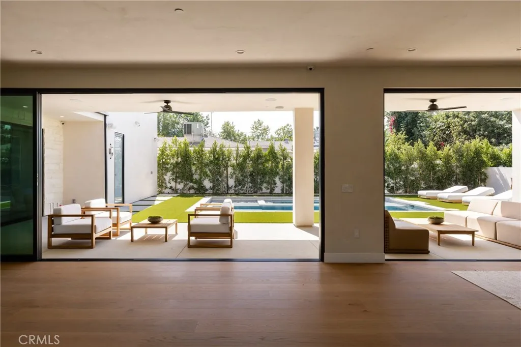 Additional image 21 of 15202 Hesby Street, Sherman Oaks, CA 91403
