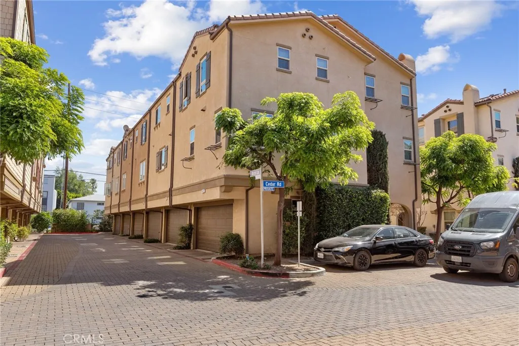 Additional image 26 of 14104 W Birch Lane, Van Nuys, CA 91405