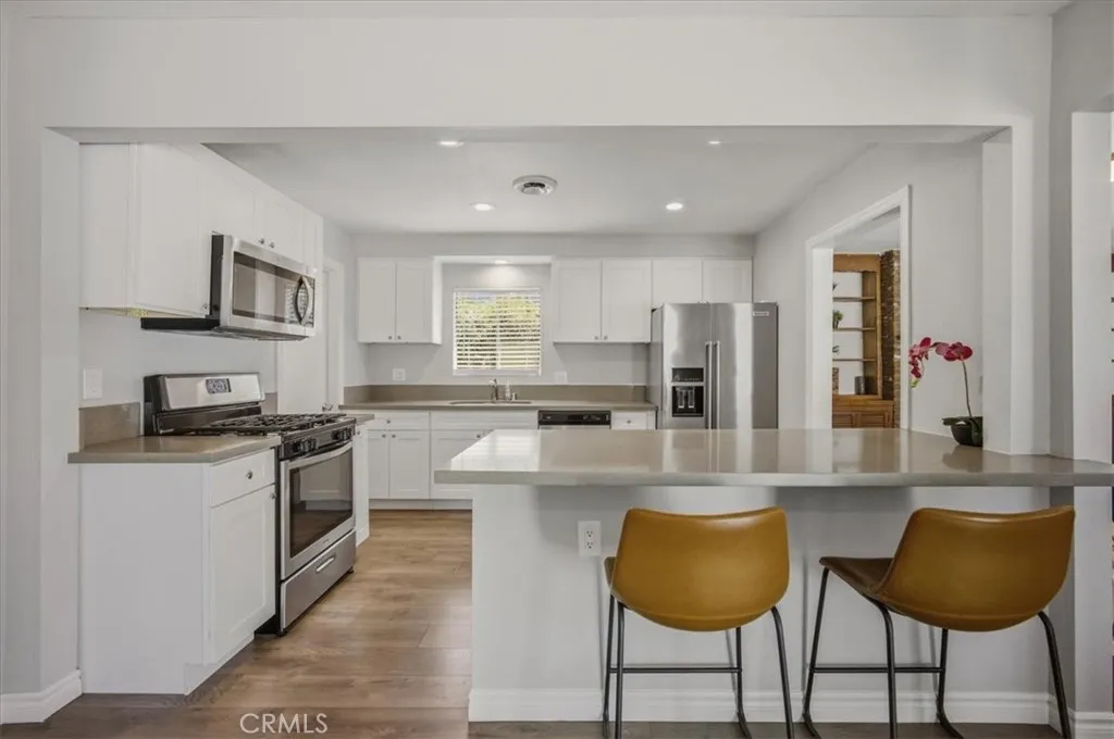 Additional image 14 of 188 E Green St, Claremont, CA 91711