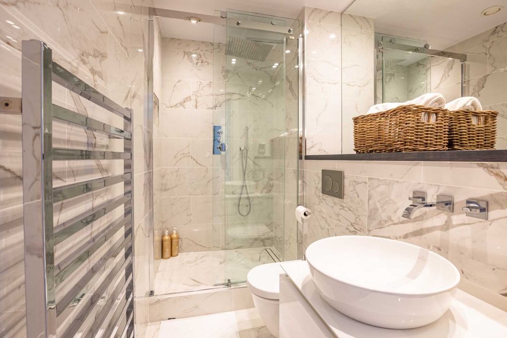 Additional image 16 of 3 bed flat for saleDeansgate, Manchester M3