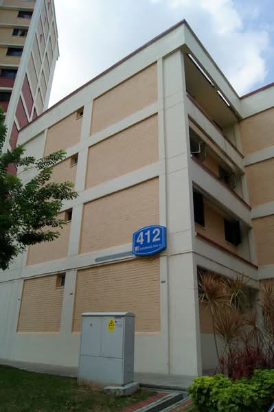 412 Hougang Avenue 10 photo 5