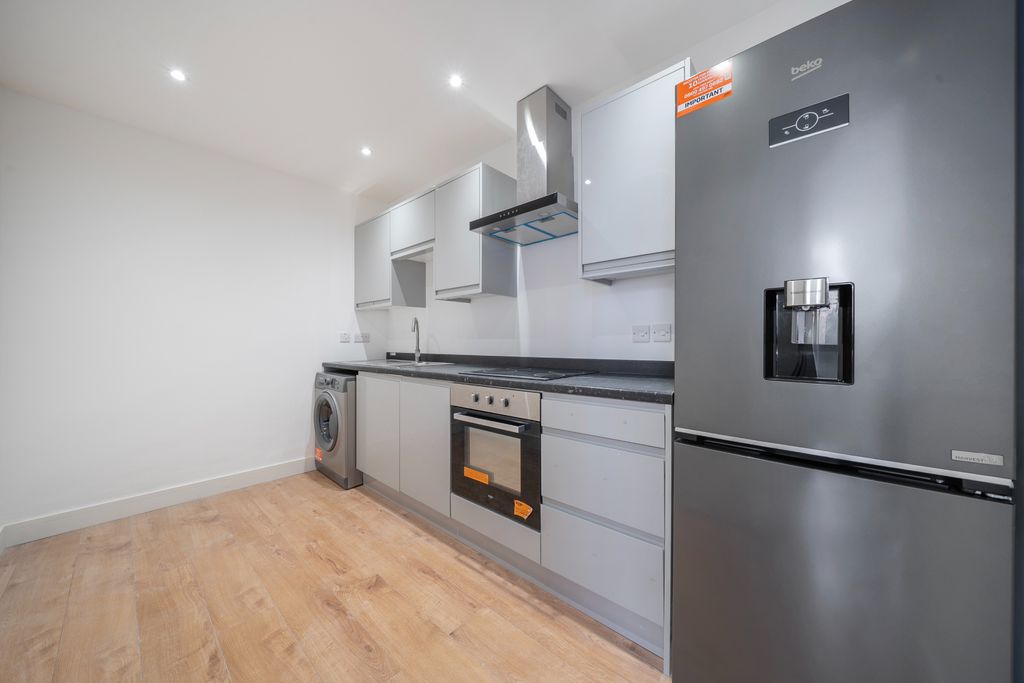 Additional image 8 of 1 bed flat to rentHigh Street, Maidenhead SL6