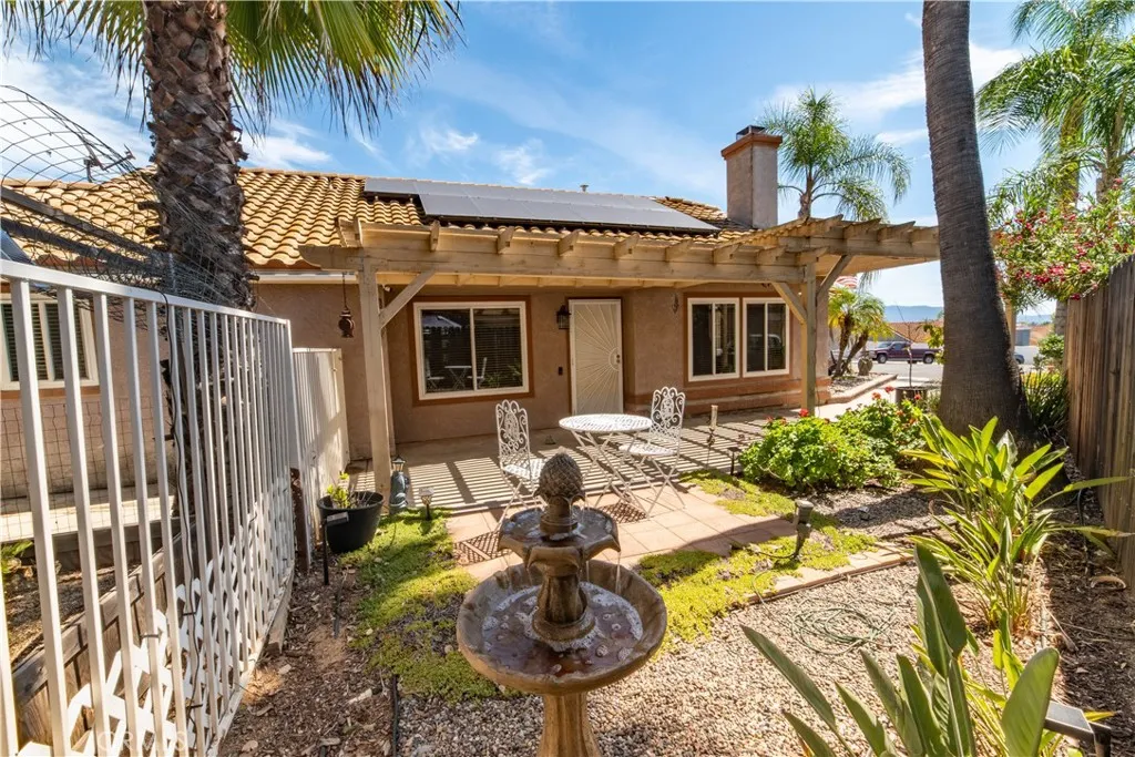 39015 Corte Pacheco, Murrieta, CA 92562 photo 5