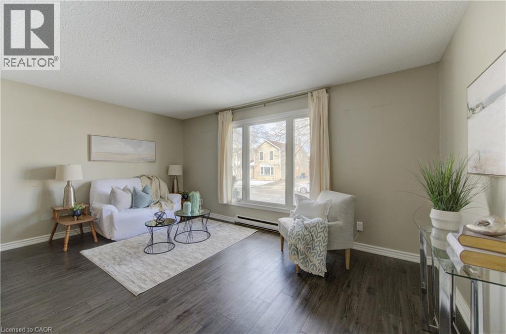 184 Silver Aspen Crescent, Kitchener, ON, N2N 1J1 photo 3