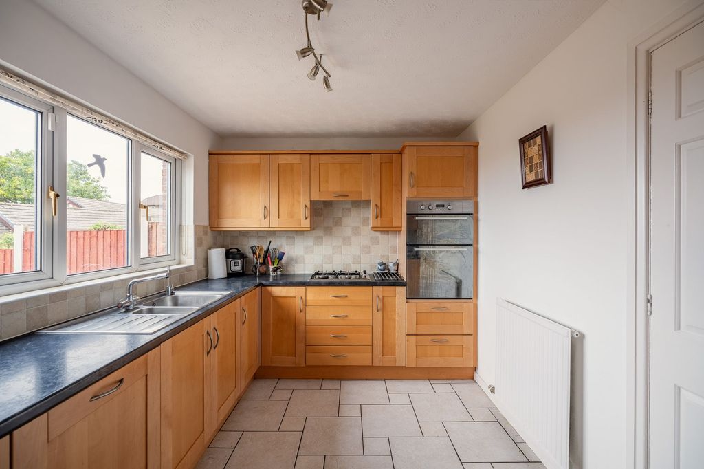 Additional image 3 of 4 bed detached house for saleFfordd Tan'r Allt, Abergele LL22