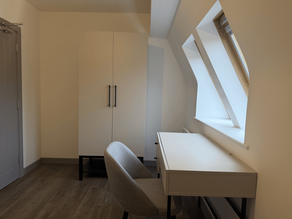 Additional image 2 of Room to rentPark Street, Oldham OL2