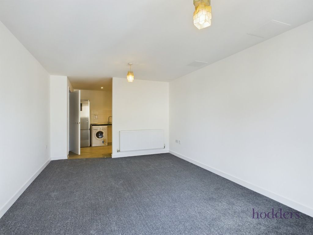 Additional image 7 of 2 bed flat to rentBridge Wharf, Chertsey, Surrey KT16