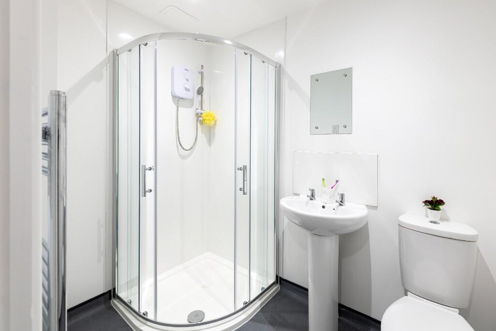 Additional image 3 of Banglo House, Lower Bristol Road, Bath, Somerset, BA2
