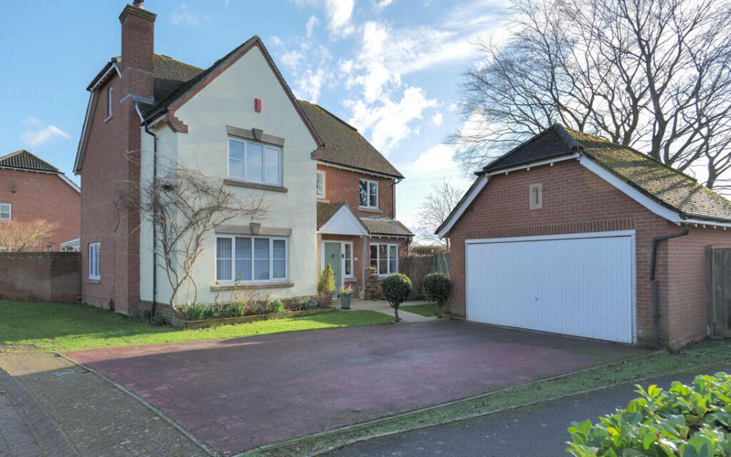 St Georges Place, Semington