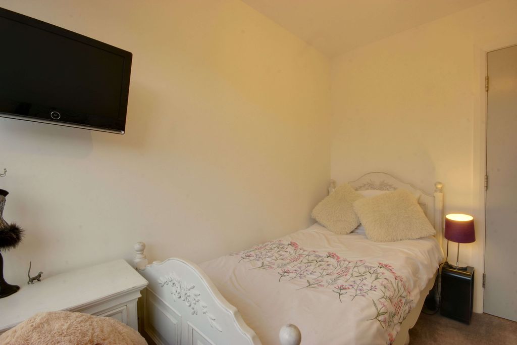 Additional image 20 of 3 bed terraced house to rentLord Roberts Road, Beverley HU17