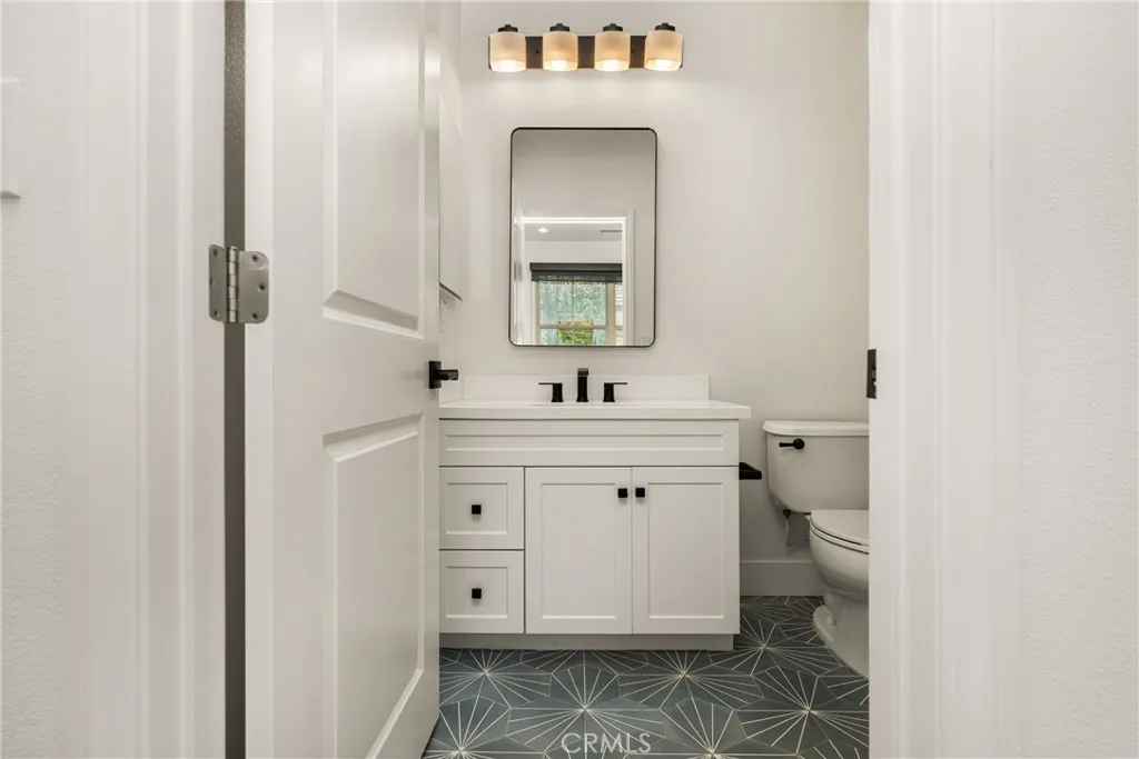 Additional image 33 of 49 Kempton, Irvine, CA 92620