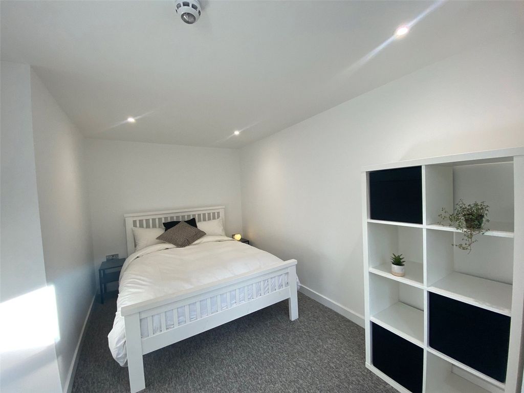 Additional image 13 of 1 bed flat to rentSt Ronans Avenue, Redland, Bristol BS6