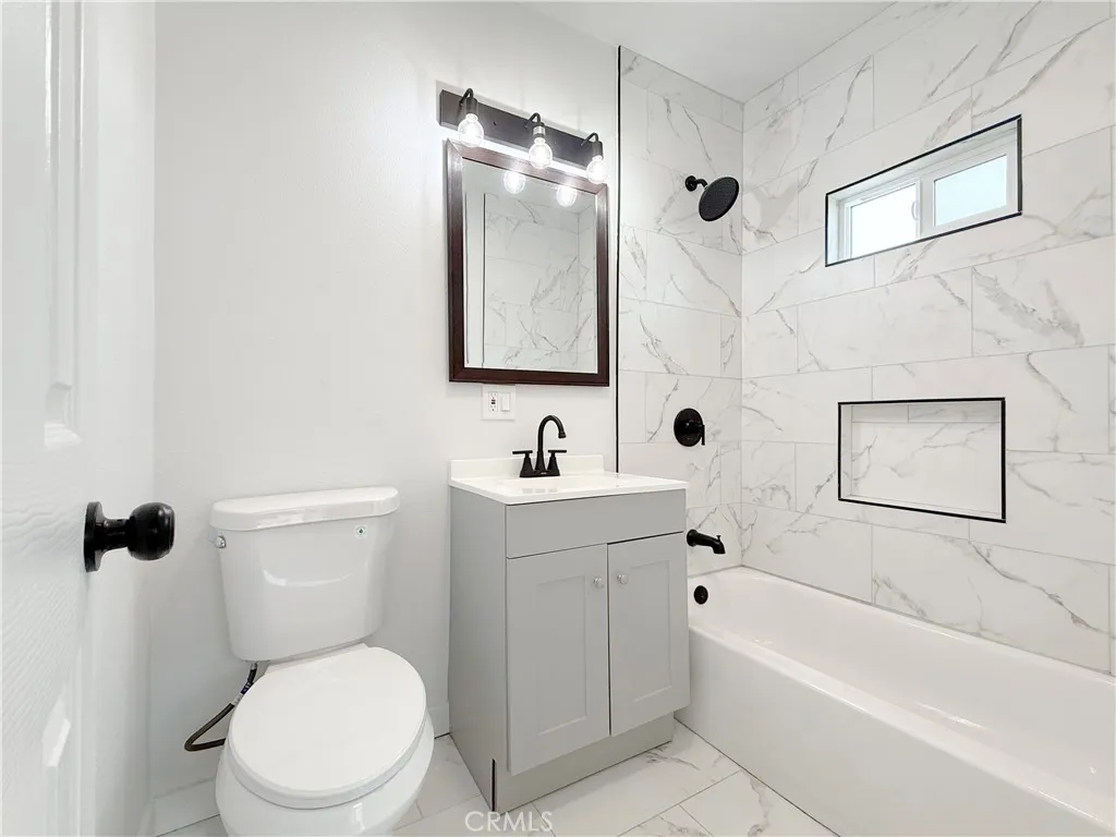 Additional image 41 of 445 E 119th Street, Los Angeles, CA 90061