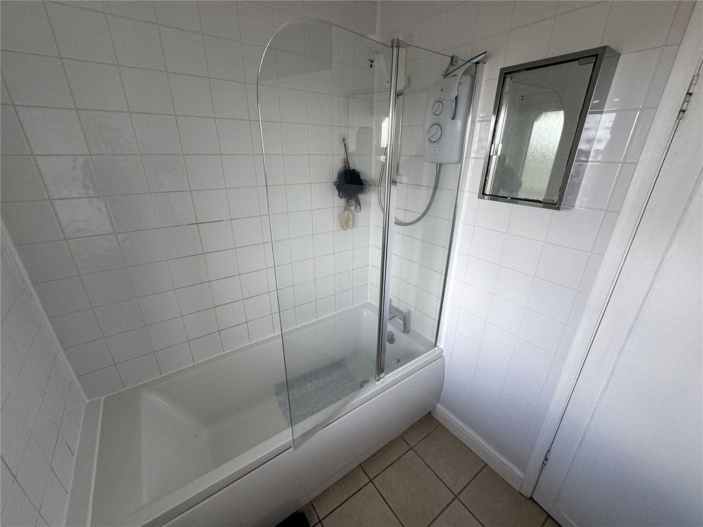Additional image 9 of 2 bed flat to rentTrull Road, Taunton, Somerset TA1