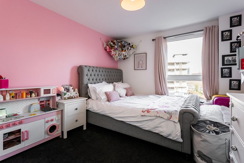 Additional image 15 of 2 bed flat for salePortland Gardens, Edinburgh EH6