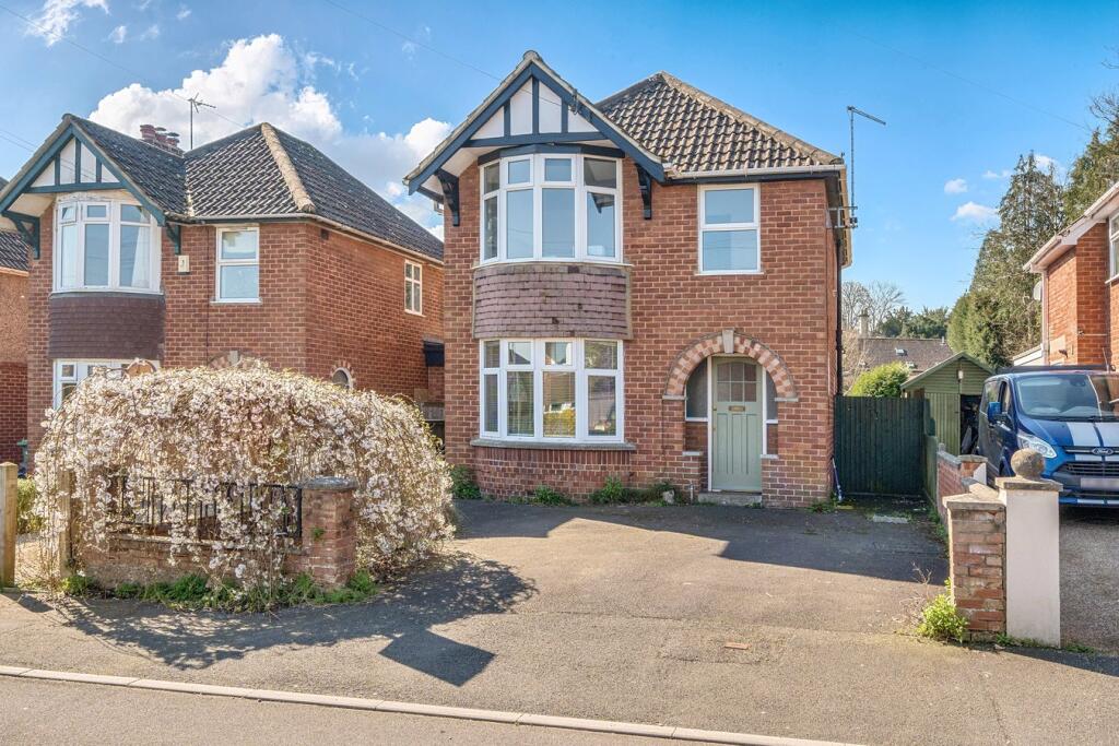 Windsor Crescent, Frome, BA11