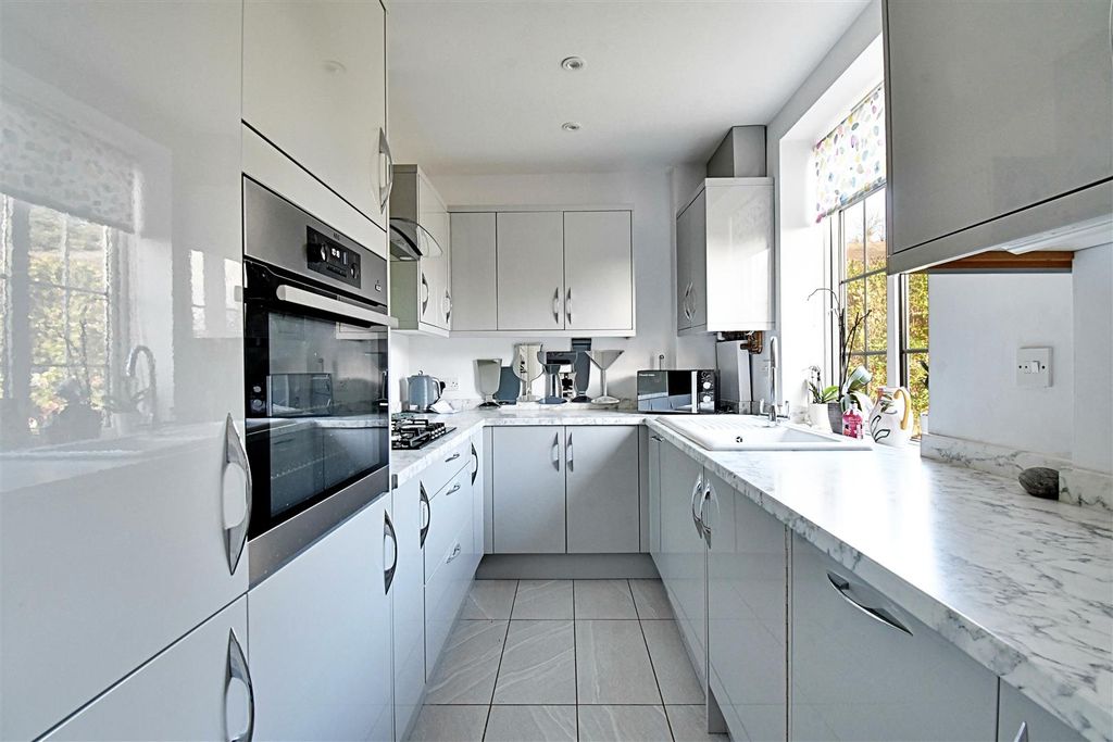 Additional image 2 of 2 bed end terrace house for saleDunkirks Mews, Hertford SG13