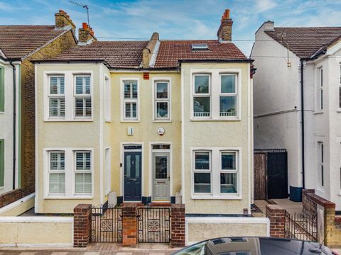 Salisbury Road, Bromley BR2