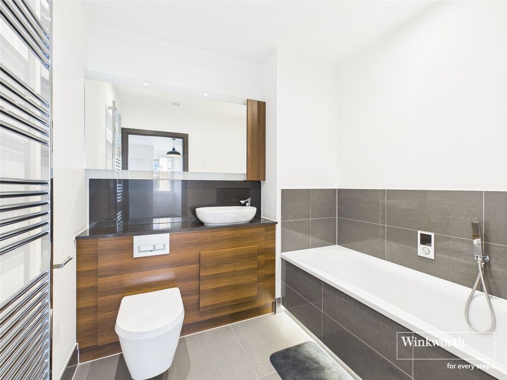 Additional image 11 of 2 bed flat to rentRiverside View, 5-9 Berkeley Avenue, Reading, Berkshire RG1